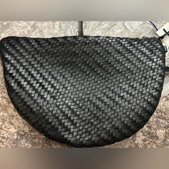 NWT Clare V grande Fanny belt bag in black woven zig zag - Picture 14 of 16